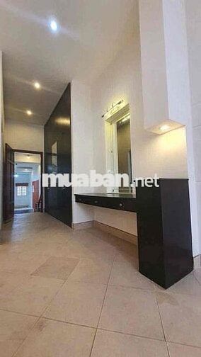 Cho thuê nhà mặt tiền đường N4 KDC Bửu Long 6 phòng ngủ siêu đẹp