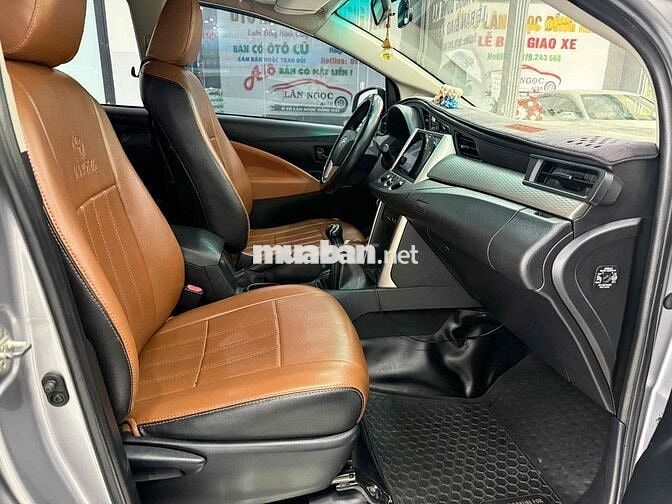 Toyota Innova 2018 2.0E