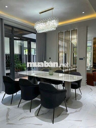CHO THUÊ BIỆT THỰ 4PN NỘI THẤT CAO CẤP PHÚ MỸ HƯNG QUẬN 7