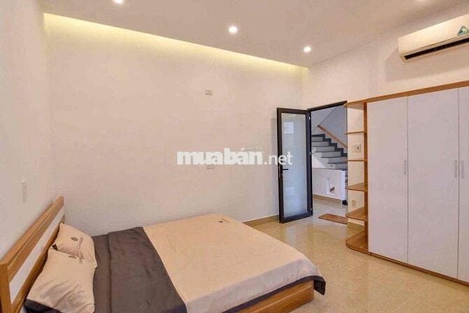 Cho thuê nhà mặt tiền, 120m sàn, 4p ngủ, đường Lê Thị Tính, Thanh Khê