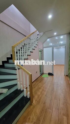 Mặt tiền 209 Tân Phước Q10 3,6x20m 1L 20 triệu kd tự do
