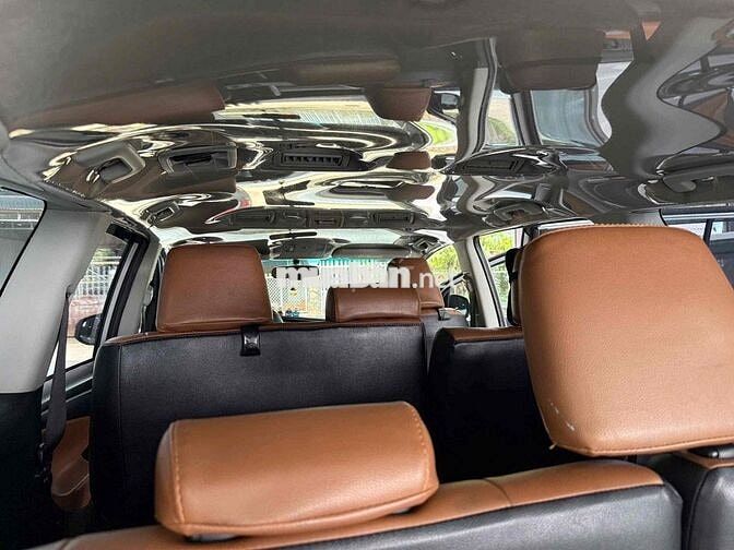 Toyota Innova 2018 2.0E