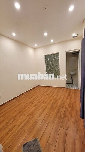 Mặt tiền 209 Tân Phước Q10 3,6x20m 1L 20 triệu kd tự do