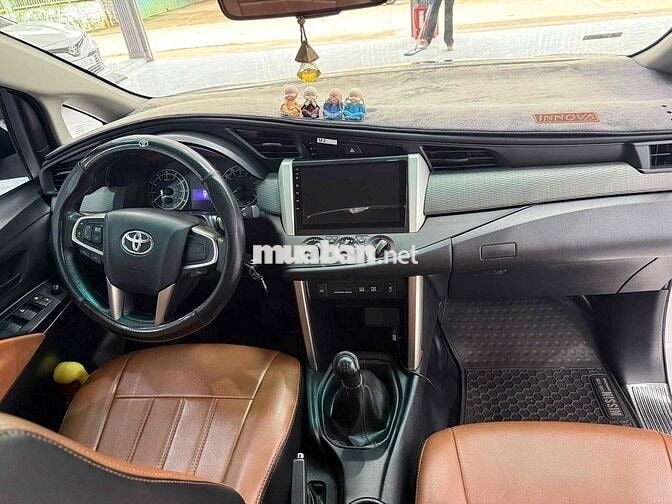 Toyota Innova 2018 2.0E