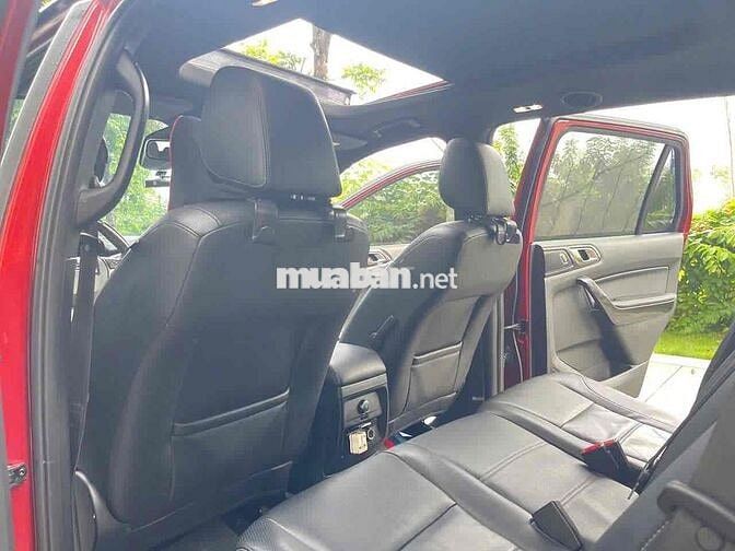 Ford Everest Titanium 2.0L 4x4 sx 2021 màu đỏ