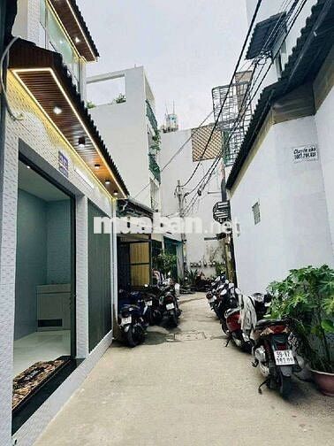 Nhà Mới Ngang 5.5m Nội Thất Đẹp