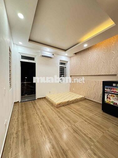 Nguyễn xí 5tr5 full nt trống sẵn,có ban công,cửa sổ siêu thoáng mát ib