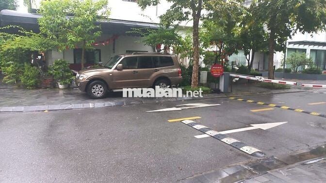 Tặng xe Mitsubishi Pajero 2005