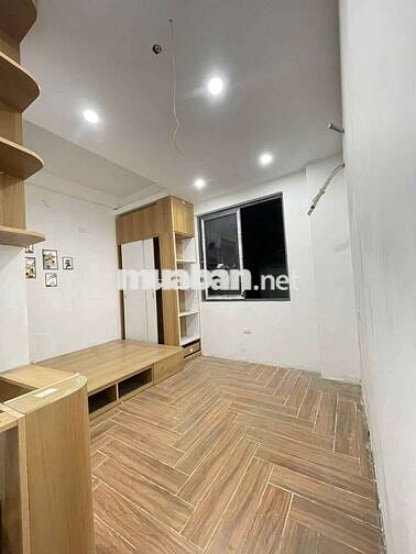 Bóc tem CCMN 30m2 Full đồ. Máy giặt. Ban công, cửa sổ tại Trường Chinh