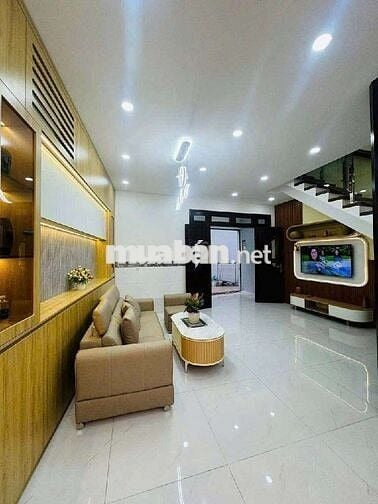 Nhà Mới Ngang 5.5m Nội Thất Đẹp
