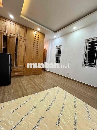 Nguyễn xí 5tr5 full nt trống sẵn,có ban công,cửa sổ siêu thoáng mát ib
