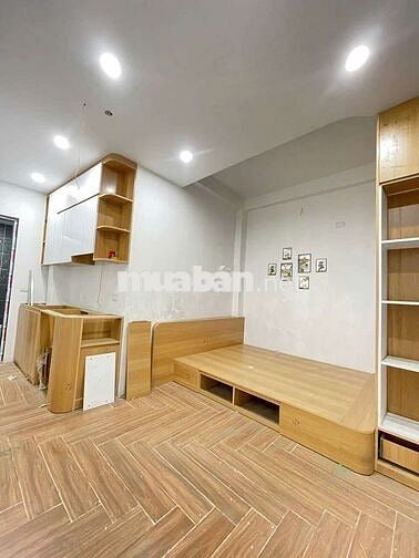 Bóc tem CCMN 30m2 Full đồ. Máy giặt. Ban công, cửa sổ tại Trường Chinh