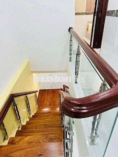Nhà Mới Ngang 5.5m Nội Thất Đẹp