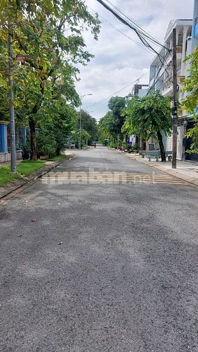 Bán đất  KDC số 1.P Thạnh Mỹ lợi .Quận 2.DT 8x17.5m(140m2)giá120tr/m2.