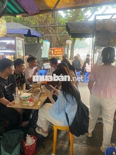 SANG NHƯỢNG KIOT KINH DOANH TẠI CỔNG SAU ĐẠI HỌC THỦY LỢI