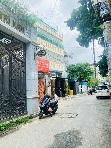 Bán toà nhà rẻ đẹp 6 tầng (6,1x31) 44/22 PHẠM VĂN CHIÊU P8 Gò Vấp 