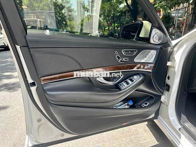 Mercedes Benz S Class 2017 S400L - 156000 km