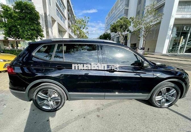 Volkswagen Tiguan 2016 2.0 AT - 12881 km