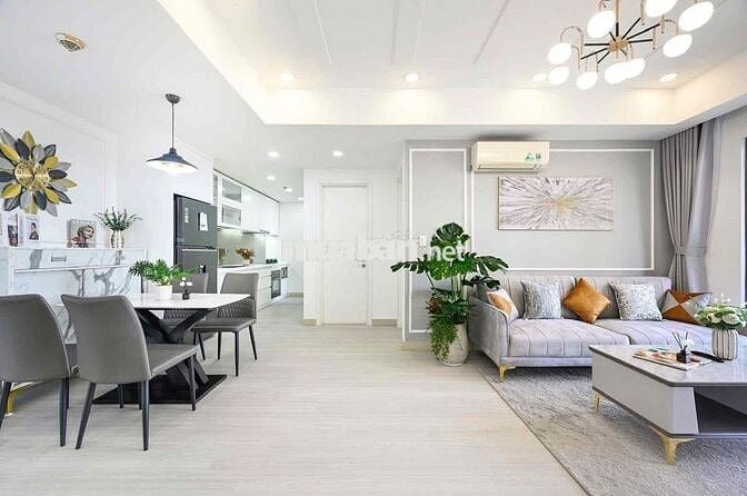 HT 2PN cửa sổ/ban công gần sân bay Tân Sơn Nhất, bệnh viện Tâm Anh
