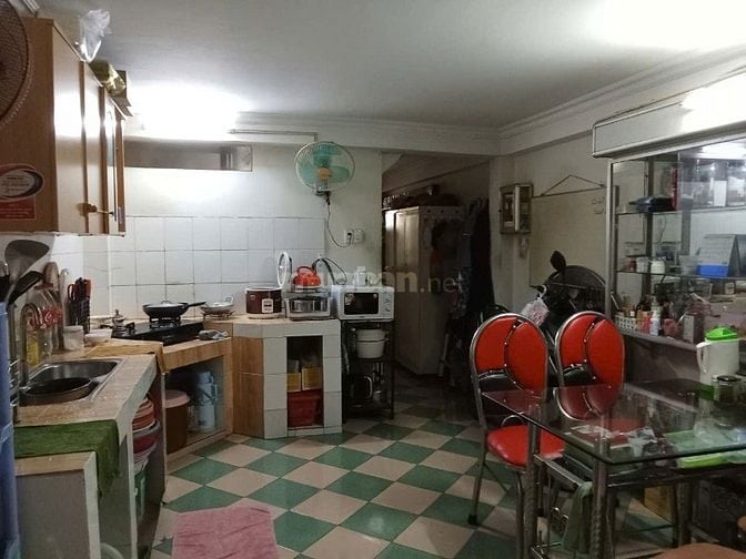 CẦN BÁN GẤP NHÀ HẺM 4M, 1 TRỆT, 1 LỬNG, 2 PN, 1 WC