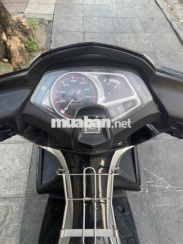 Cầm đồ thanh lý xe AIRBLADE đời 2010 FI máy zin .