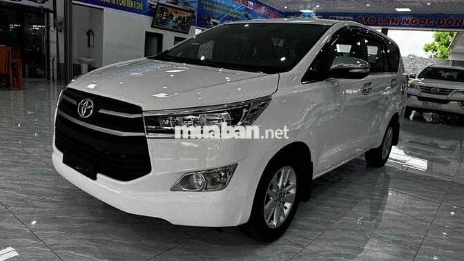 Toyota Innova 2019 2.0E
