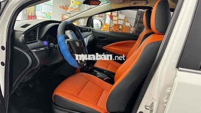 Toyota Innova 2019 2.0E