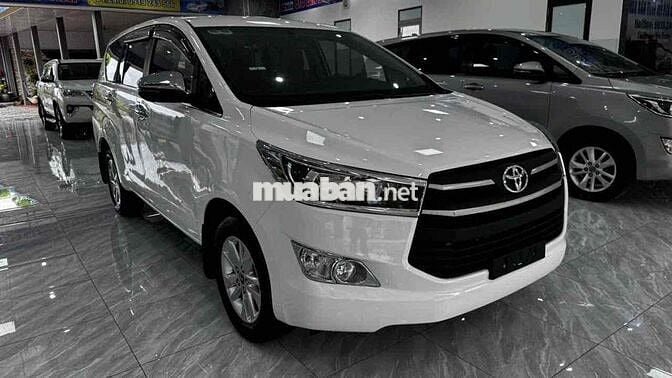 Toyota Innova 2019 2.0E