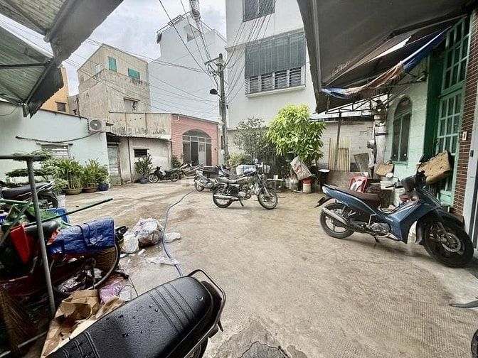 TRƯỜNG CHINH, TÂN BÌNH, 84M2, 2 MẶT THOÁNG, HẺM Ô TÔ QUAY ĐẦU, CHỈ 6.7