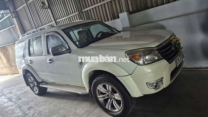 Bán Ford Everest Đời 2011 Máy Dầu 2 cầu Số Sàn MT