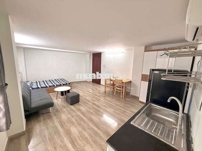 STUDIO SIÊU RỘNG 30M2 FULL NỘI THẤT GẦN HỌC VIỆN CÁN BỘ TP.HCM
