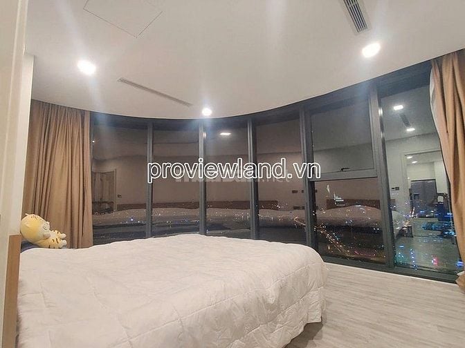 Bán căn hộ cao cấp Vinhomes Golden River – 4PN, giá 69 tỷ