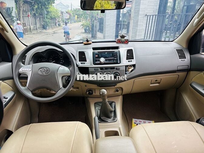 Mình bán Hilux 2013 số sàn,xe full lịch sử hãng