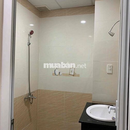 PHÒNG FULL NT CÓ BAN CÔNG CHỈ TÍNH ĐIỆN NƯỚC NGAY VÒNG XOAY TRUNG SƠN