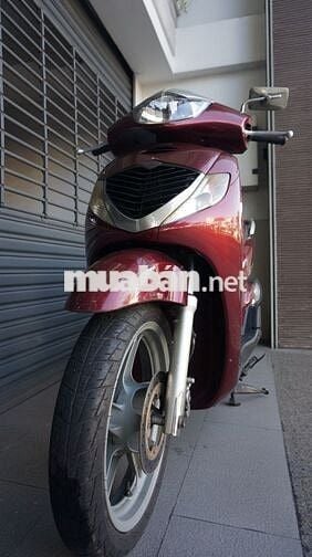 Xe Honda Sh ý 2008 màu đỏ mận chín, bảng số đẹp.