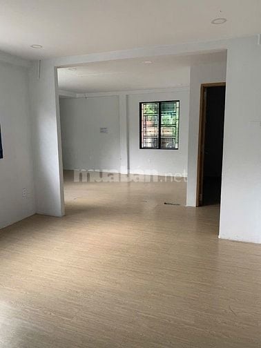 CHO THUÊ MẶT BẰNG GÓC 2MT NGUYỄN VĂN NGUYỄN, QUẬN 1 