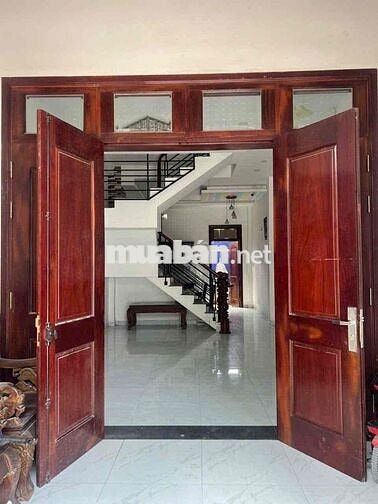 Nhà tx52_ sạch đẹp _2Pn 2Wc _Xe Hơi Đậu Cửa Sẵn 1 Số Nội Thất