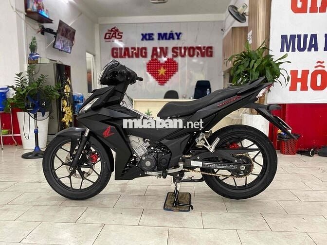Honda Winner V1 150 đk 2018 màu đen nhám BSTP