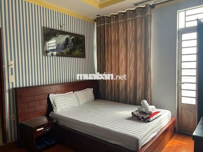 🏨 CHÍNH CHỦ BÁN KHÁCH SẠN 5 TẦNG – TRUNG TÂM HÀNH CHÍNH DĨ AN