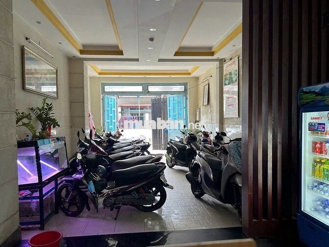 🏨 CHÍNH CHỦ BÁN KHÁCH SẠN 5 TẦNG – TRUNG TÂM HÀNH CHÍNH DĨ AN