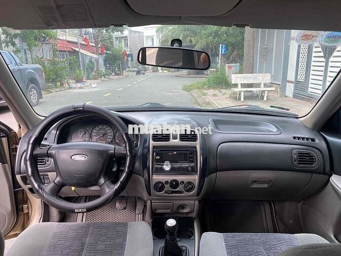 Ford Laser 2003 Deluxe 1.6 MT - 190000 km