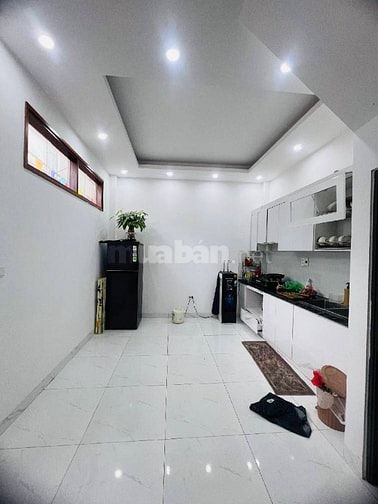 BÁN NHÀ HOÀI ĐỨC: LAI XÁ - LÔ GÓC 5 TẦNG - 38,1M2 - NHÀ ĐẸP Ở LUÔN