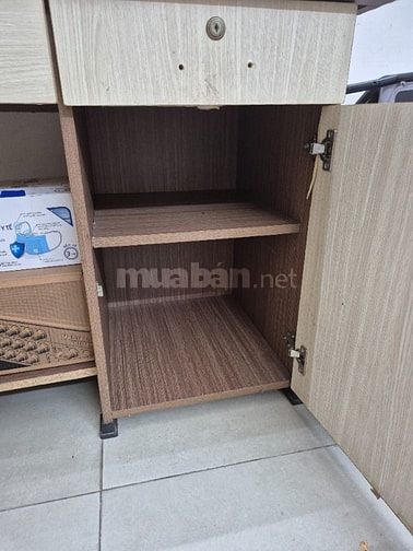 Bàn văn phòng 1.2 Mét còn chìa