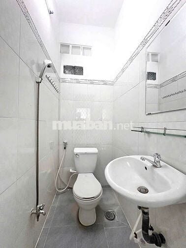 Cho Thuê Phòng Ban Công Full NT Gần Khu Chế Xuất Tân Thuận, CRESENT