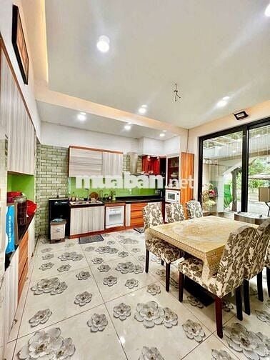 Biệt thự Full Nội Thất 13x12. 4 tấm 5 phòng giá 30 Triệu
