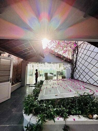 Cho thuê biệt thự 8x24m 7PN Trần Trọng Cung