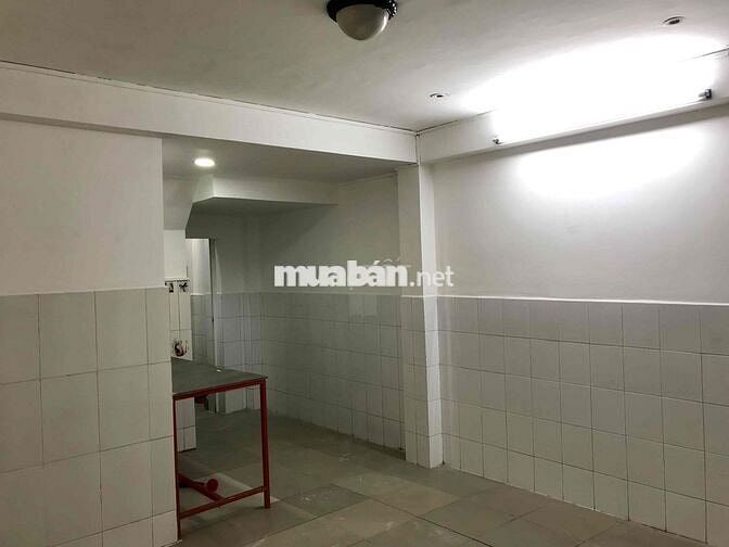 Phòng tầng trệt Khu vực chợ Cây Quéo - Hoàng Hoa Thám