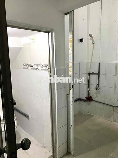 Phòng tầng trệt Khu vực chợ Cây Quéo - Hoàng Hoa Thám