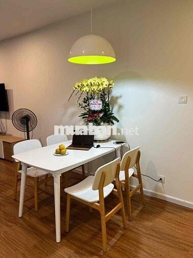 Cho Thuê Căn Góc 2 Phòng Ngủ 2 Ban công View Biển và Phố siêu đẹp