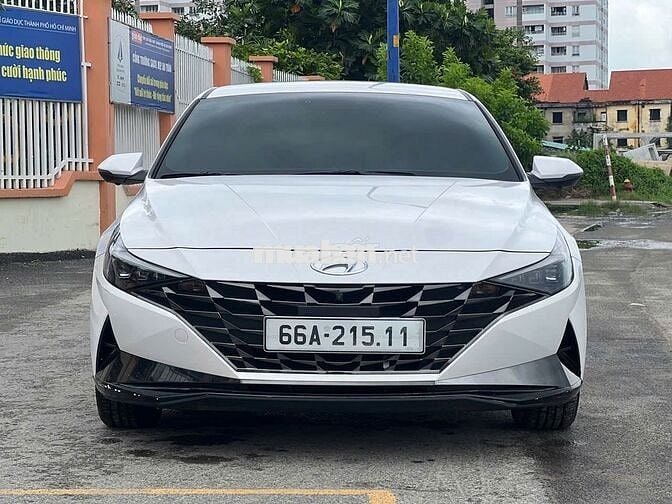 Hyundai Elantra 2023 1.6 Đặc biệt - rất đẹp và mới